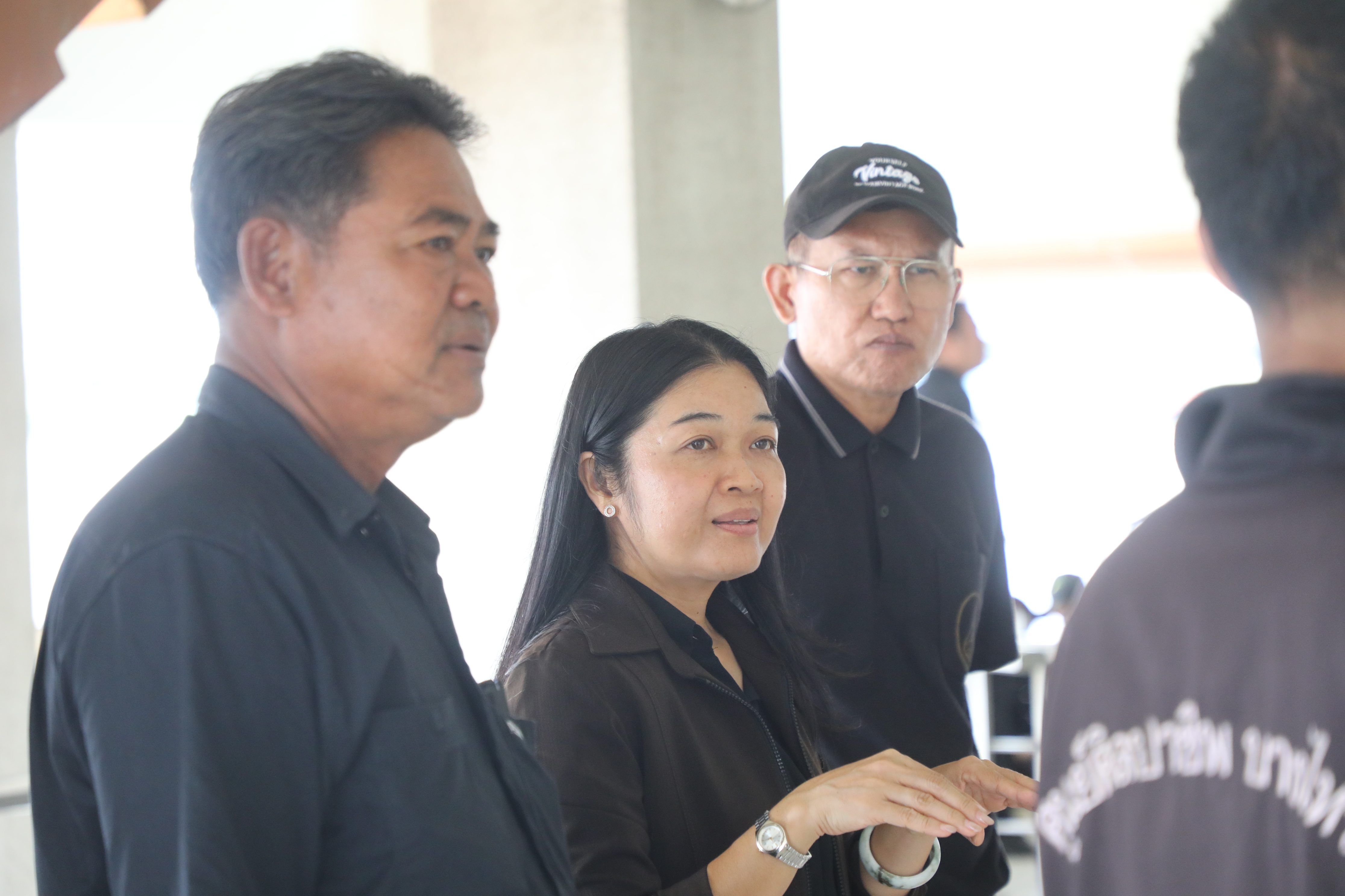 title - เลขาธิการ ส.ป.ก. นายเศรษฐเกียรติ กระจ่างวงษ์ ลงตรวจความเรียบร้อยของงาน 